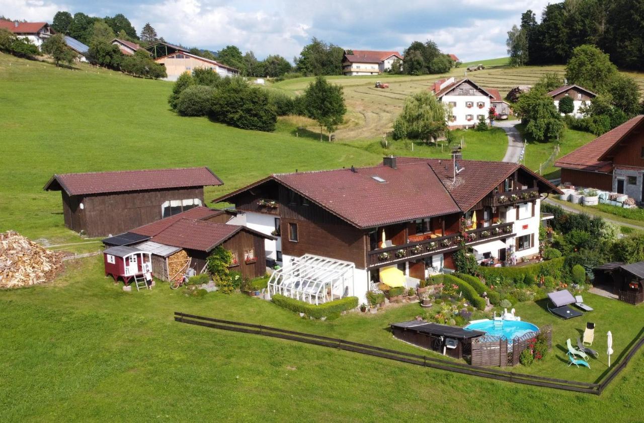 Hotel Landhaus Erna Böbrach Exterior foto