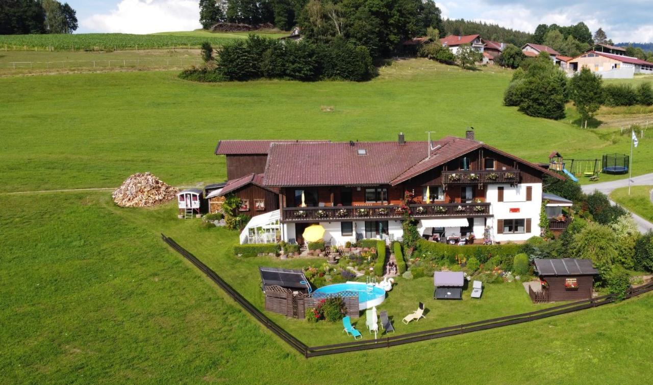 Hotel Landhaus Erna Böbrach Exterior foto