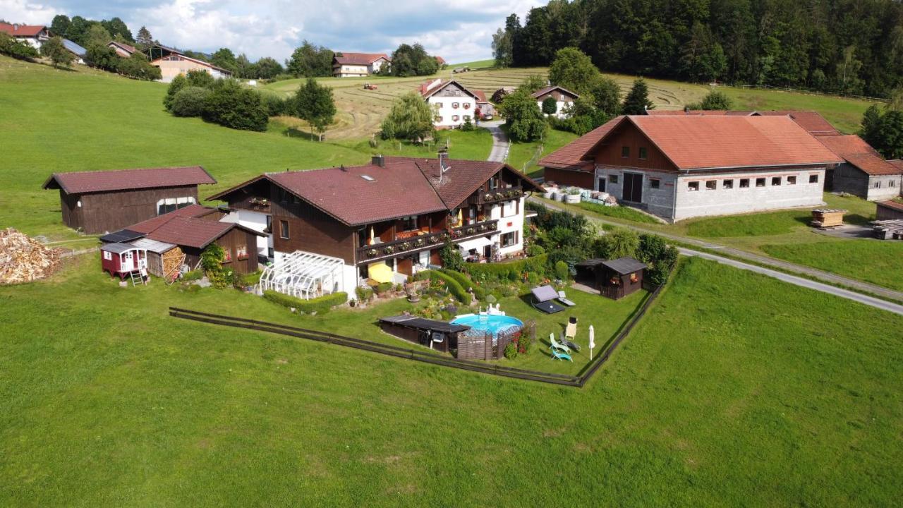 Hotel Landhaus Erna Böbrach Exterior foto